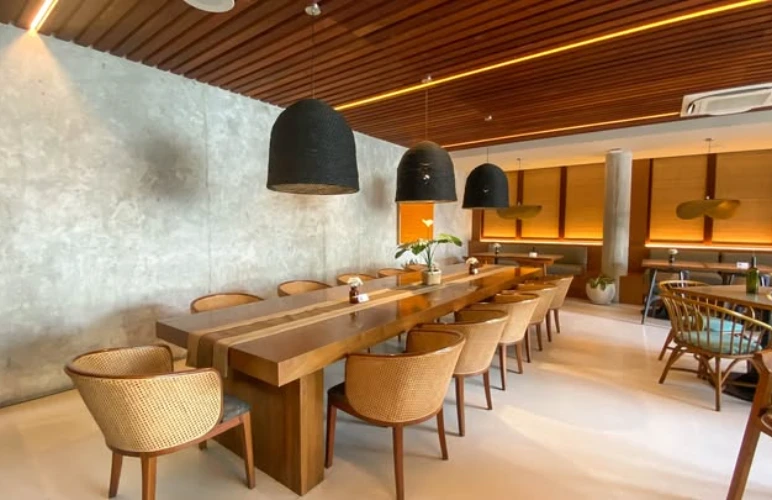 Hummingbird Eatery & Space