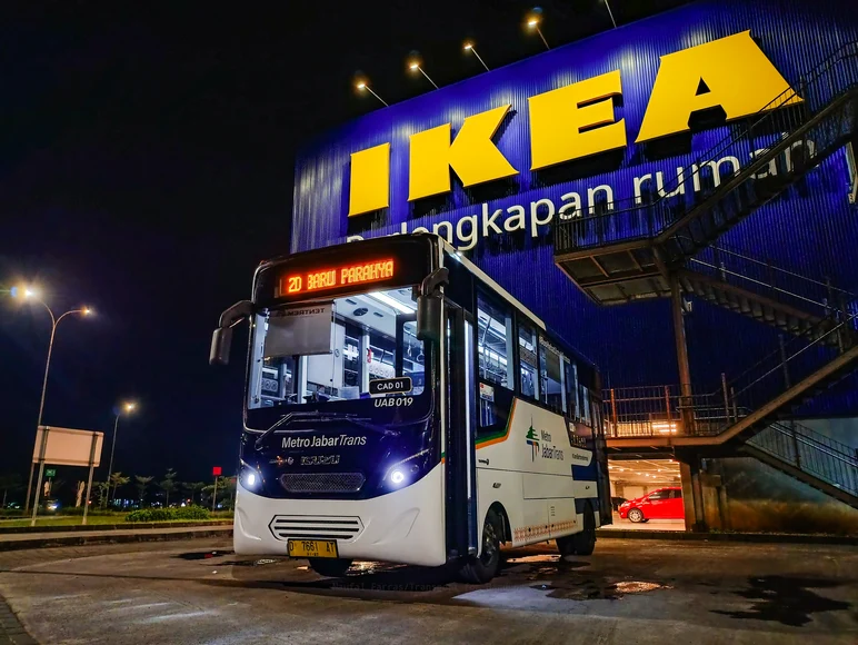 Metro jabar Trans at IKEA