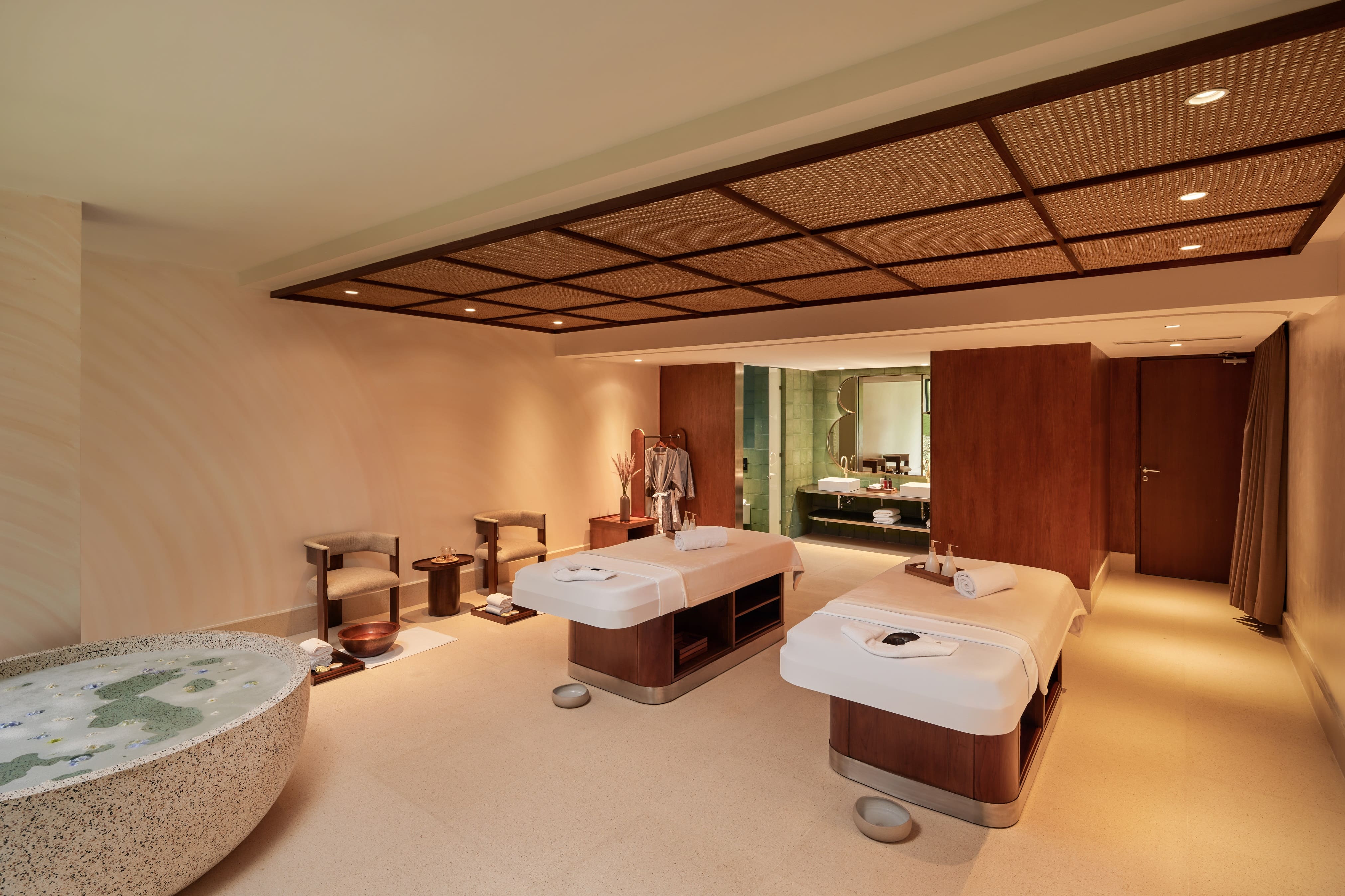 The Sepik Signature Massage at The Gaia Hotel Bandung