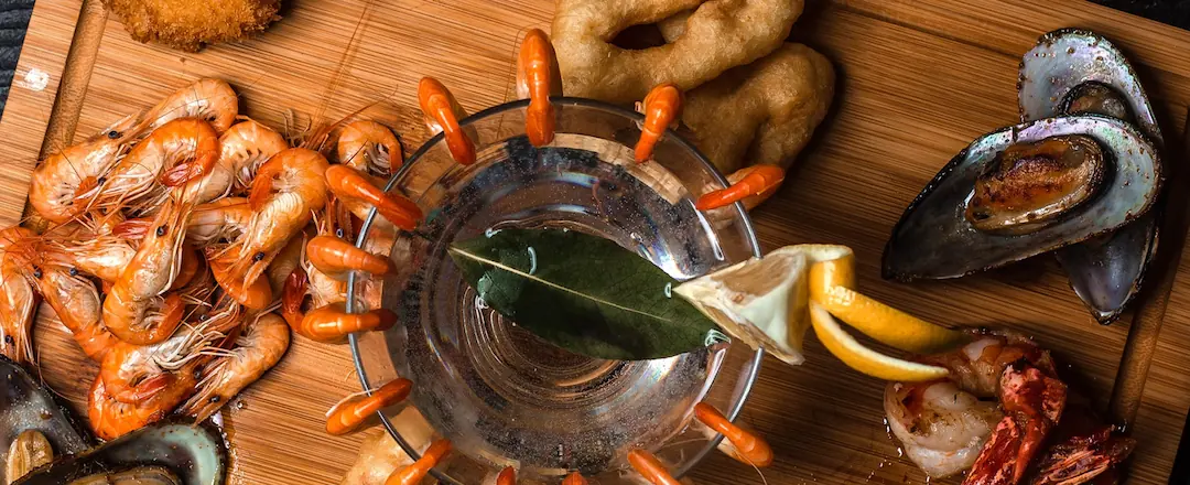 Platter of Deluxe Seafood