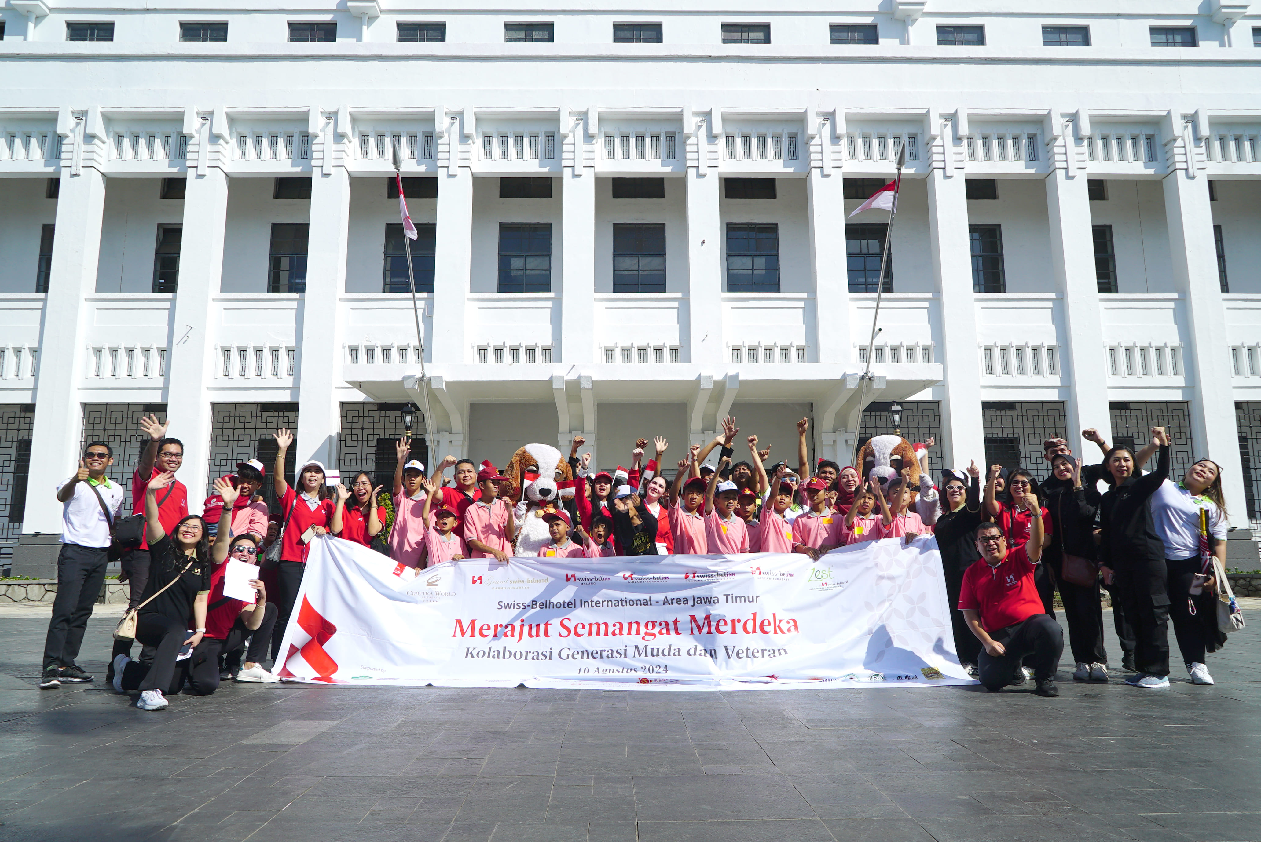 Swiss-Belhotel East Java Unites for Independence with UPTD Kampung Anak Negeri and Veteran Legion