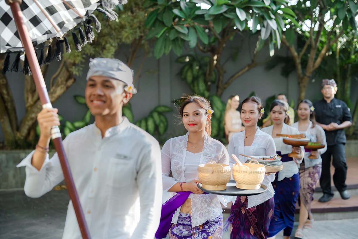 Fairfield by Marriott Bali Legian Launches Loka Rasa Rijsttafel, Indonesian Culinary Heritage