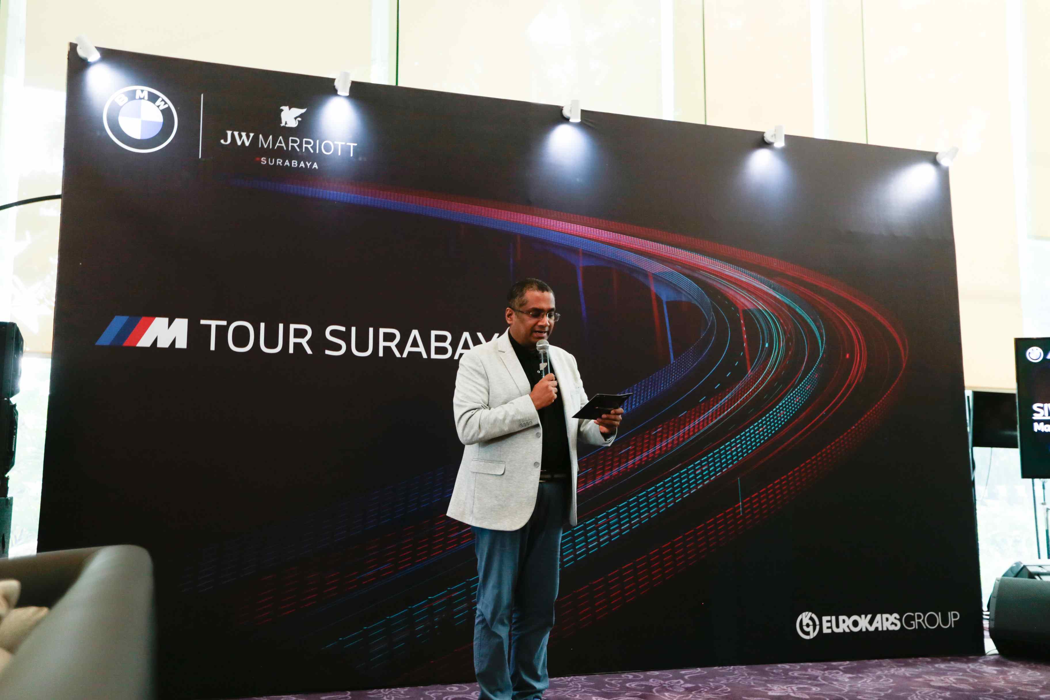 JW Marriott Surabaya and BMW Eurokars Present An Exclusive Bespoke Business & Leisure Experiences  with BMW XM series: Plug-in Hybrid Electric Vehicle (PHEV) SUV