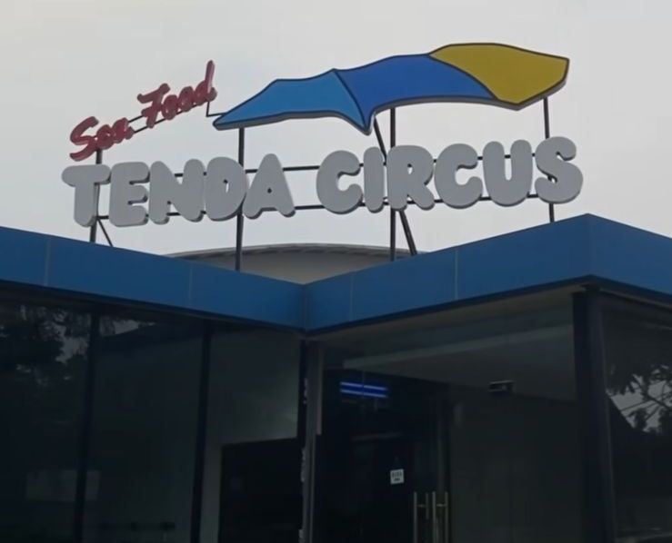 Seafood_Tenda_Circus