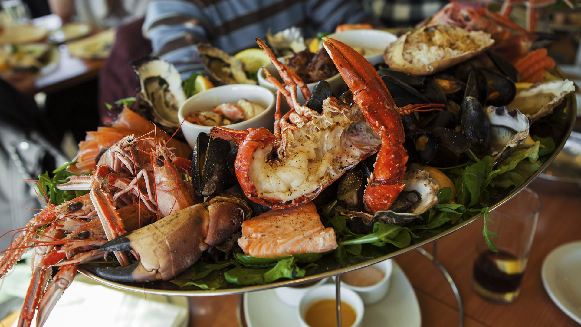 From the Sea to Your Plate: Surabaya's Top Seafood Restaurants