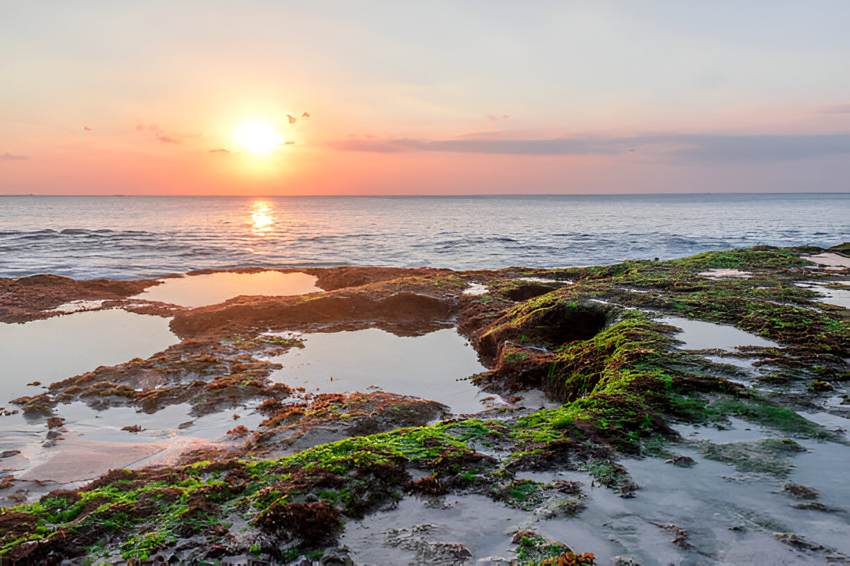 Tegal Wangi Beach: Bali's Hidden Natural 'Jacuzzi' and Breathtaking Sunsets