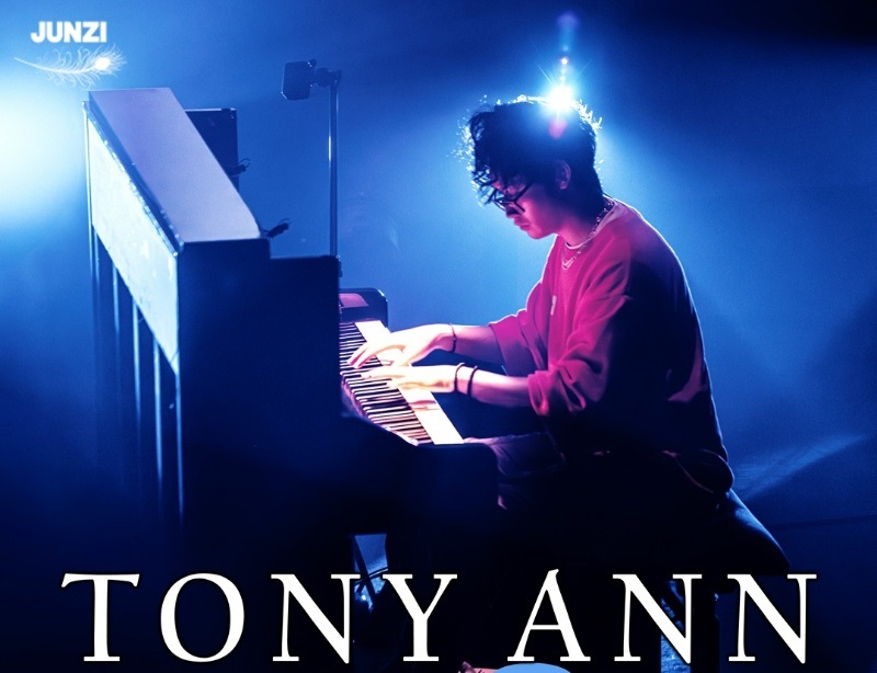 Tony Ann LIVE in Jakarta