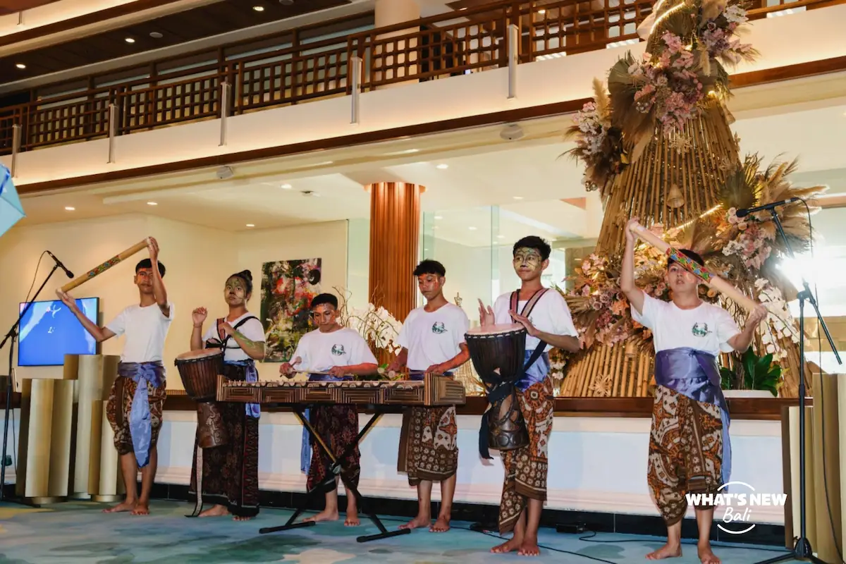 Christmas_Tree_Lighting_Ceremony_The_Westin_Resort_Nusa_Dua