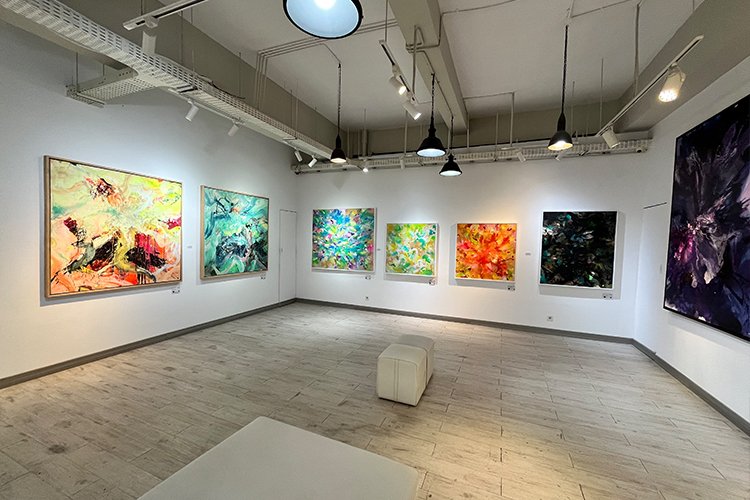 2madison Gallery