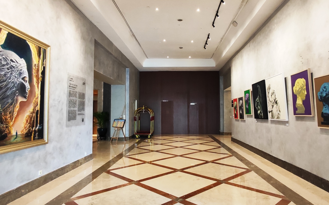 ARTOTEL Suites Mangkuluhur - Jakarta Presents Solo Art Exhibition "Silence of the Renaissance" by Bill Mohdor