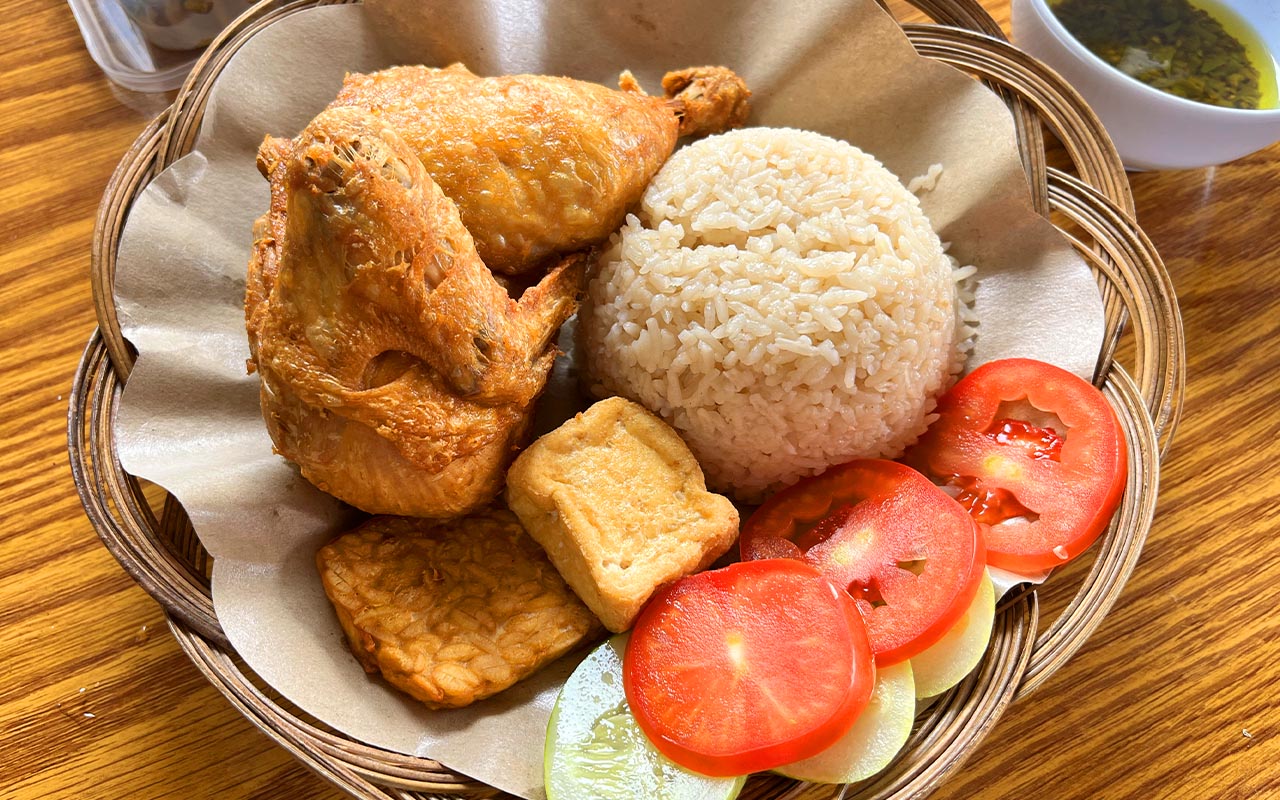 Ayam Makmur