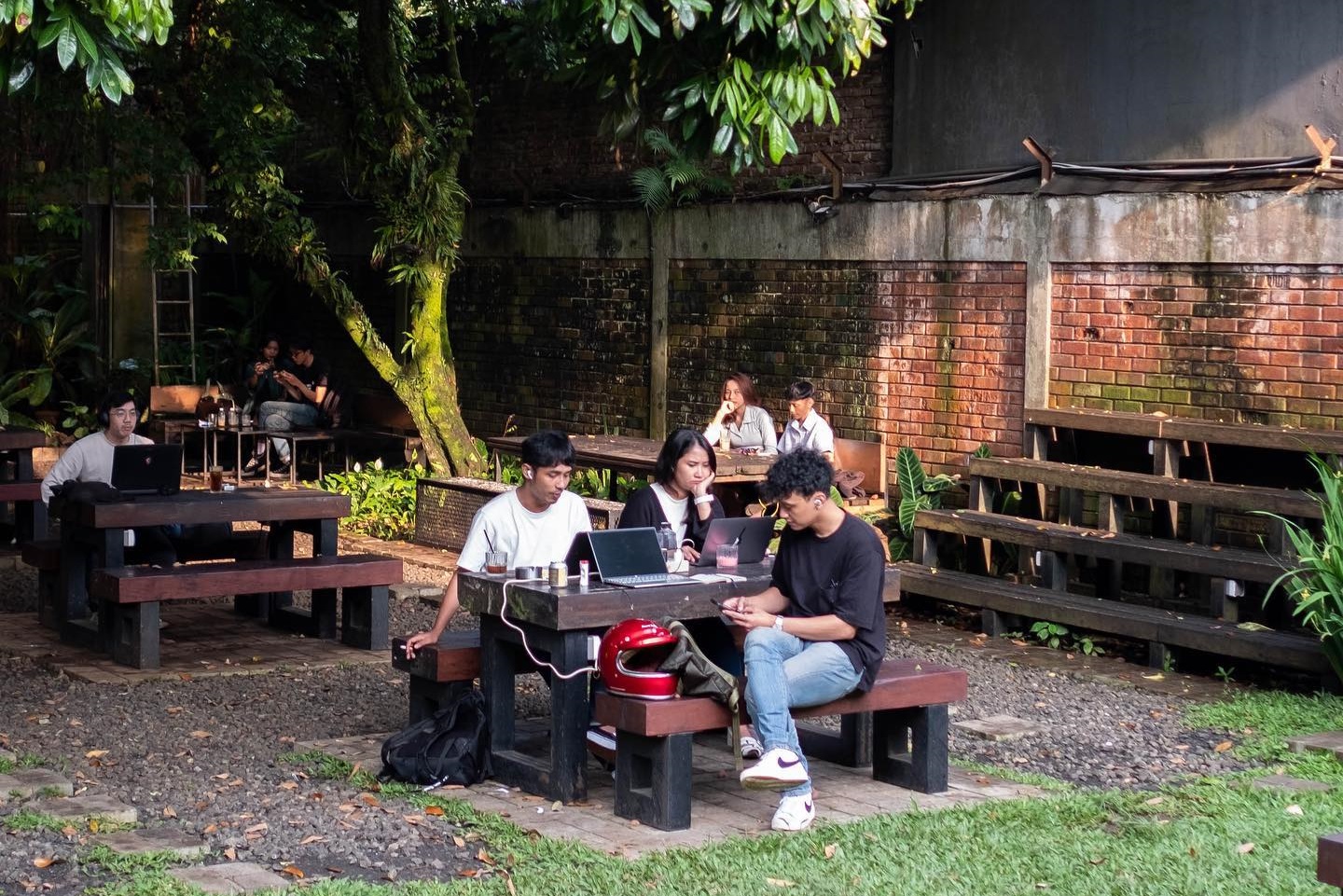 Best Coffee Shops for WFC in Bandung