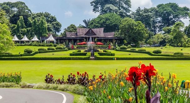 indonesia-reopens-bogor-botanical-gardens/