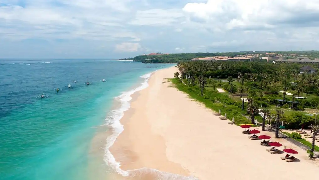 Geger Beach Nusa Dua Luxury Leisure Guide