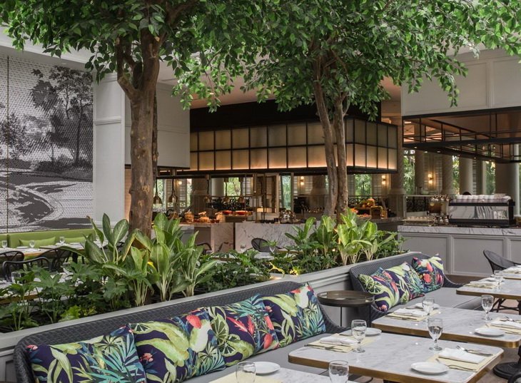 Pavilion Restaurant 