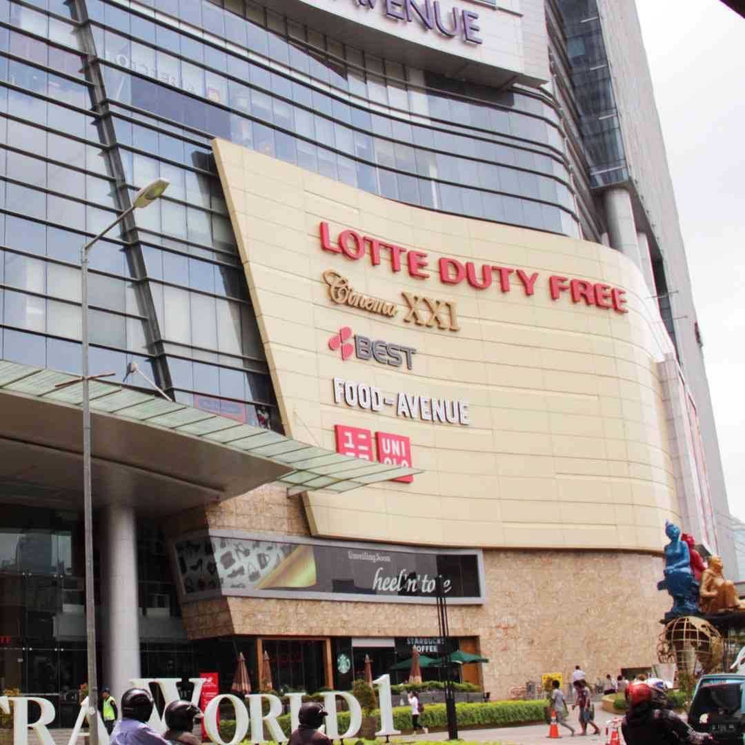 Lotte Shopping Avenue