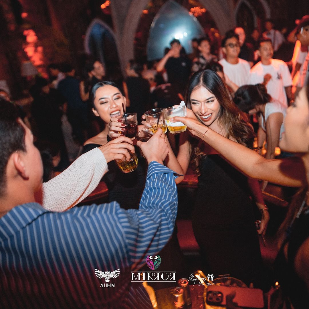 Mirror Bali Best Night Clubs