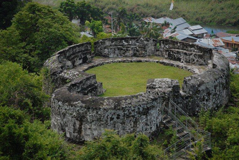 otanaha-fortress-gorontalos-historical-heritage