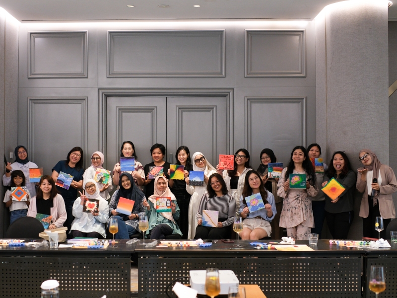 Sheraton and Four Points Surabaya Inspire Creativity with Emotional Painting