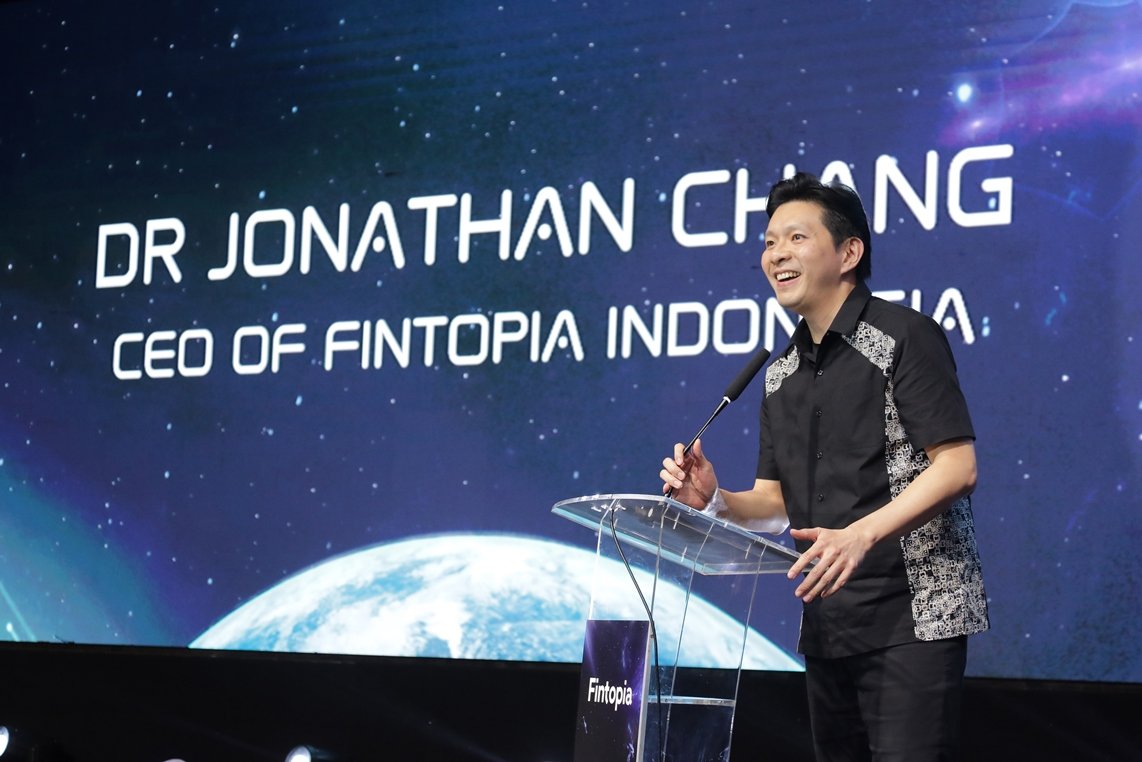 Dr. Jonathan Chang (CEO Fintopia Indonesia)