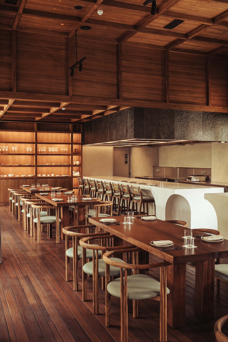 dining bar room