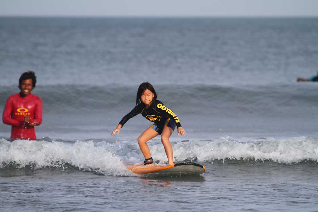 Surfing Kids Bali