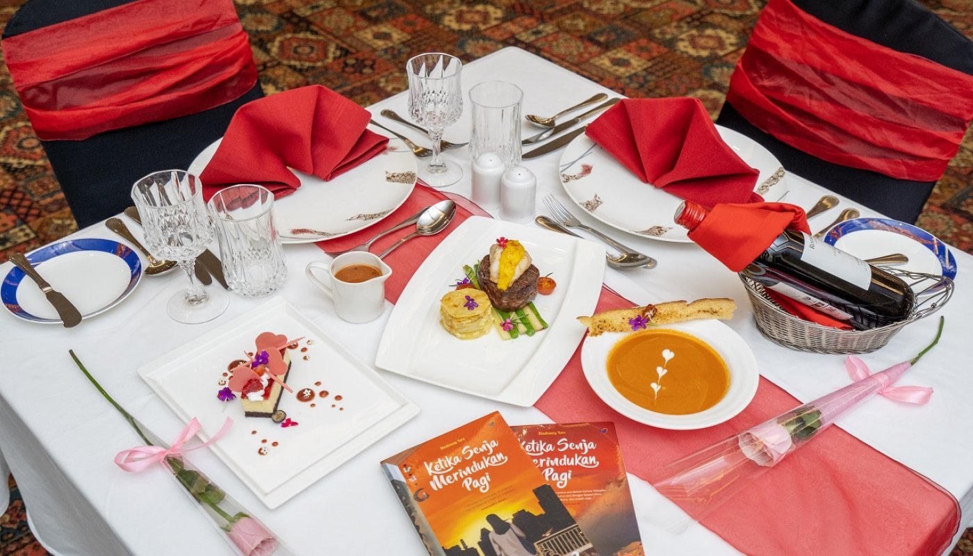 The Sultan Jakarta Valentine Day