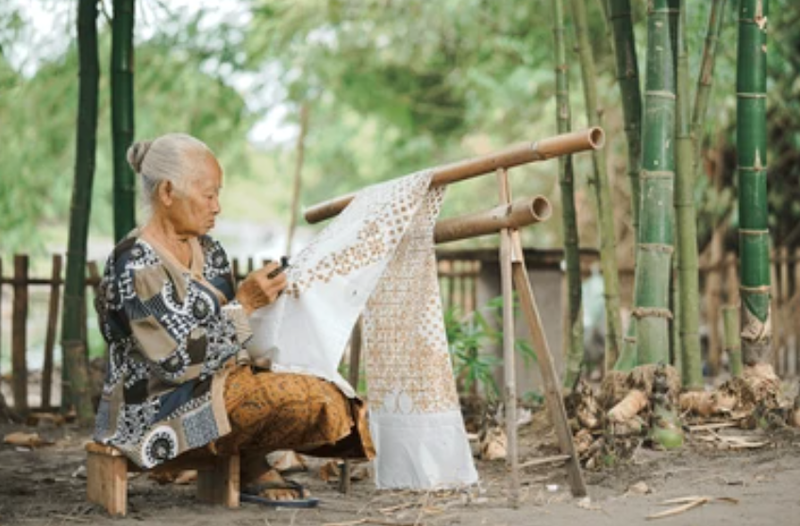 Yogyakarta batik maker