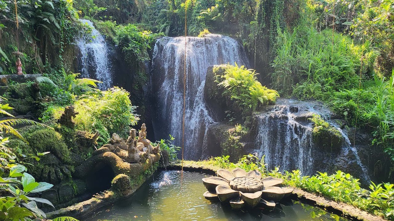 Taman Beji Griya Waterfall 1