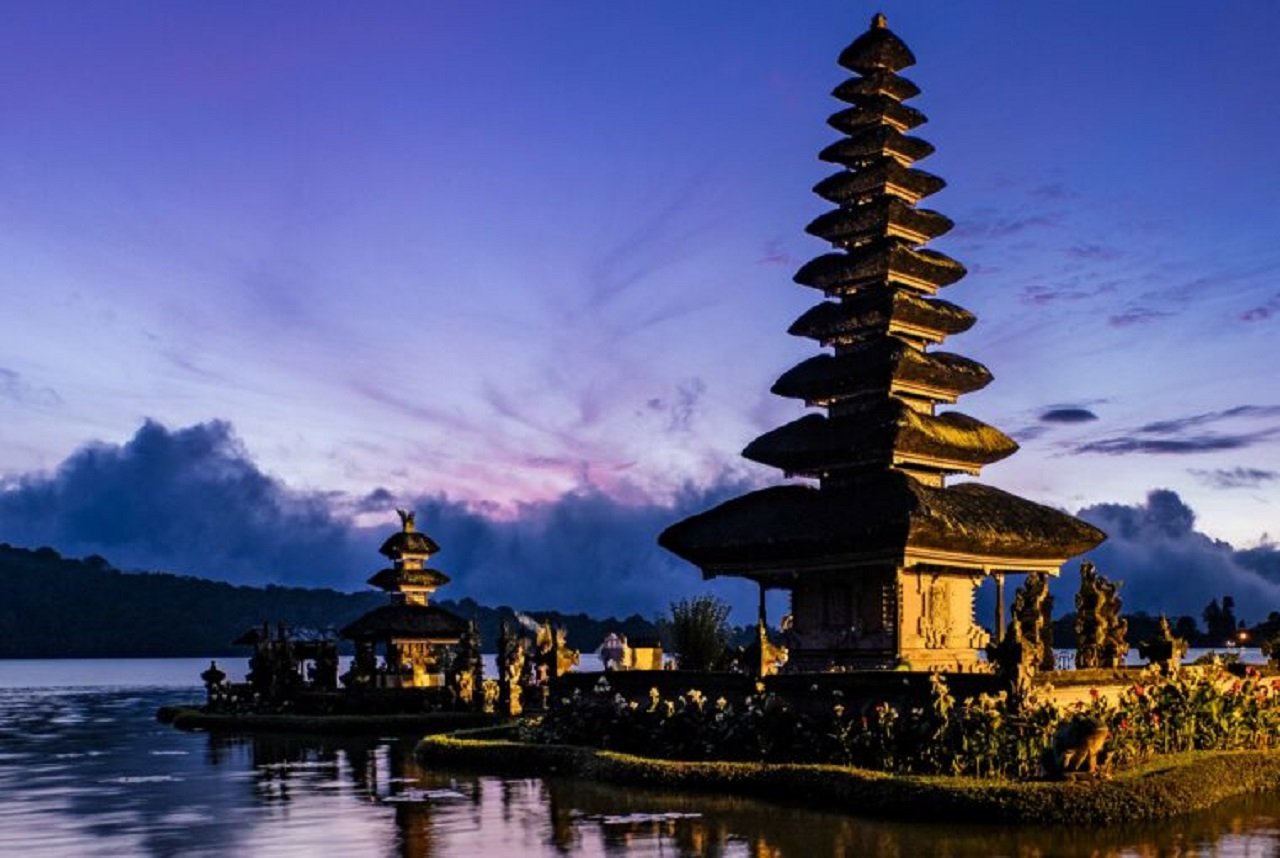 nyepi pagoda