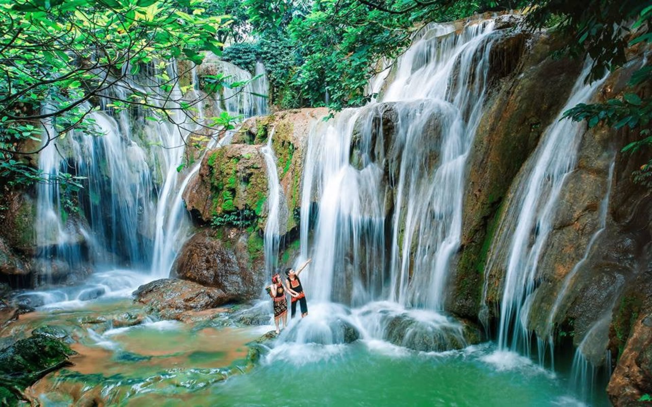 Best Honeymoon Destinations in Southeast Asia for Outdoor Couples