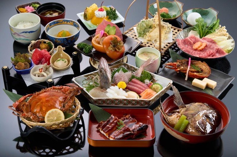 Japan Guide: Staying and Dining in Osaka