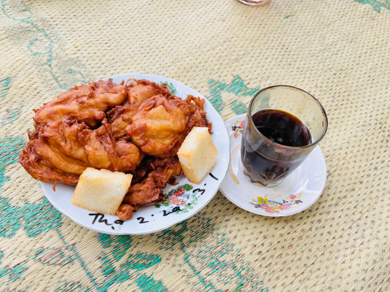 Kopi Klotok & Fried Banana 