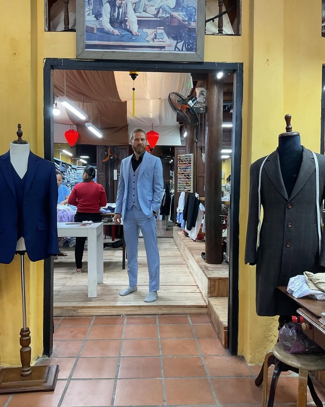 Vietnam Guide: Hoi An’s Custom Tailors 