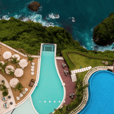 5 BEST CLIFF BEACH CLUBS IN BALI