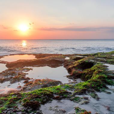 Tegal Wangi Beach: Bali's Hidden Natural 'Jacuzzi' and Breathtaking Sunsets