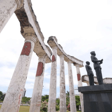 Tugu Pahlawan, IMG Credit: Pexel