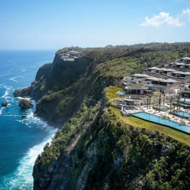 Best Resorts in Uluwatu: Your Staycation Haven in Bali’s Southern Tip