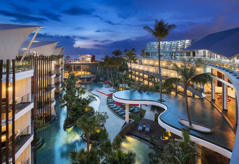 Experience an Unforgettable Holidays at Le Meridien Bali Jimbaran With Special Offer in 2025