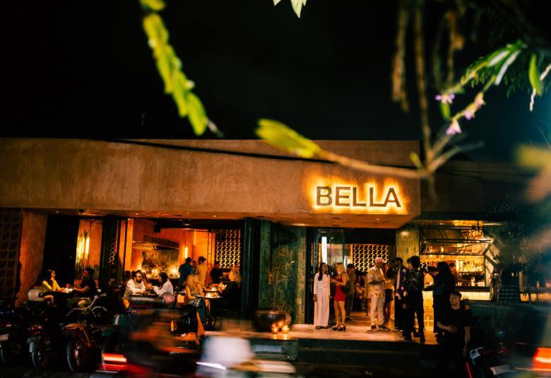 Dine, Dance and Plate Smashing: Bella Canggu’s Quirky ‘Taverna Mondays’ Experience