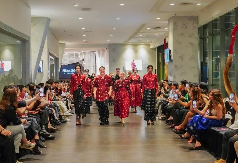 Celebrating National Batik Day with Cultural Immersion and Exciting Events at Pullman Jakarta Central Park