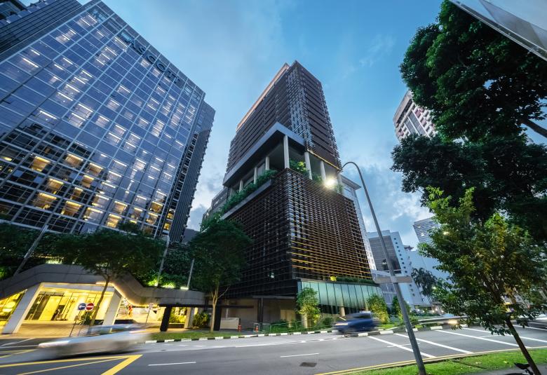  Discover Unique Living and Wellness at COMO Metropolitan Singapore