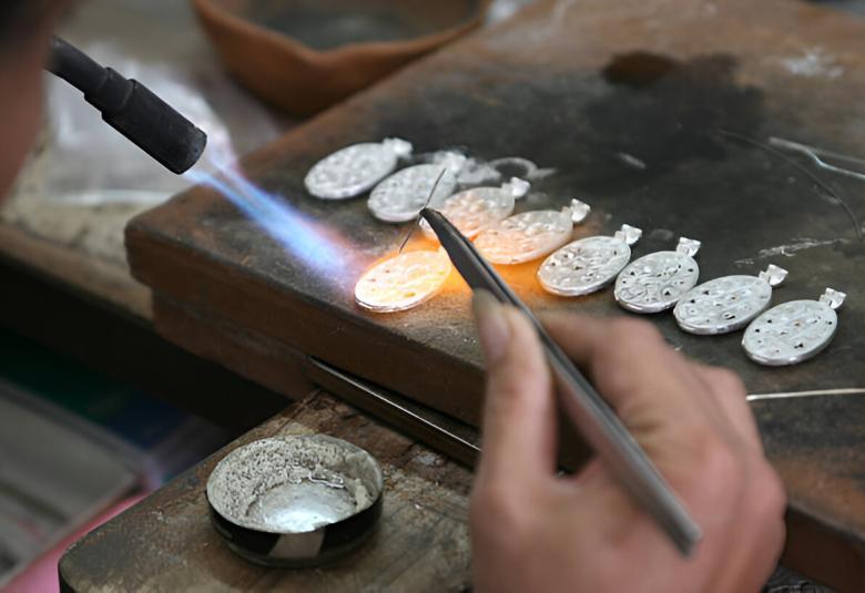 Shaping Elegance: Celuk Village’s Silversmith Wonders Unveiled