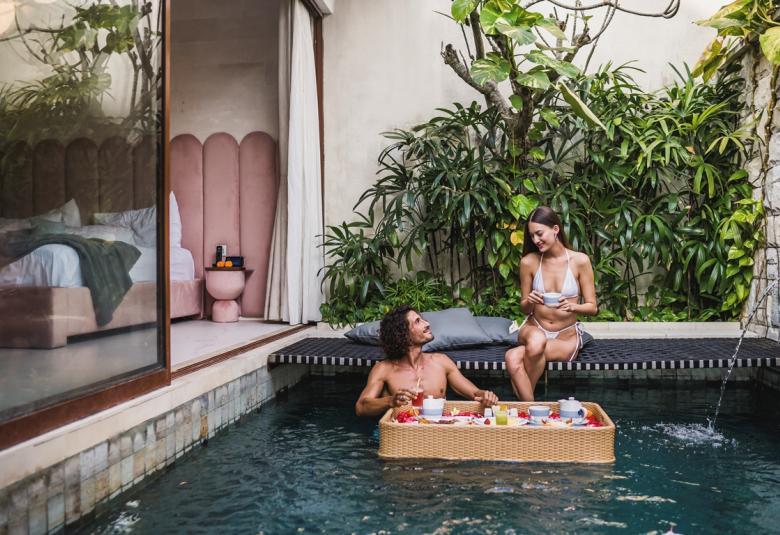 Instagramable_Villa_for_Summer_Vacation_Stay_in_Legian