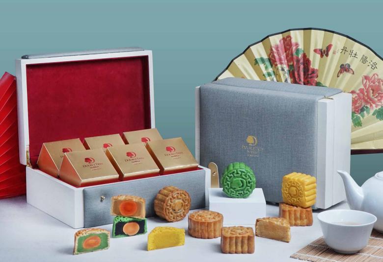 Timeless Tradition Mid-Autumn Festival 2024: DoubleTree by Hilton Surabaya's Mooncakes Collection