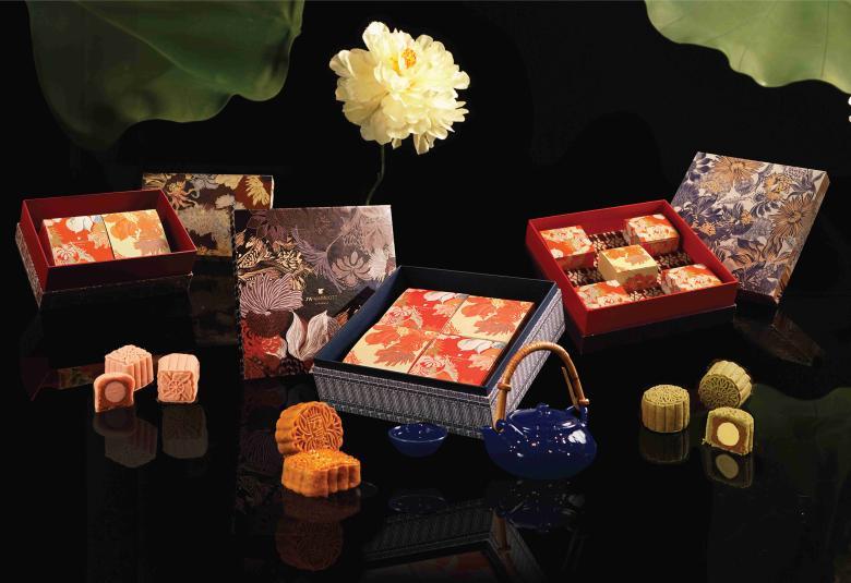 Celebrating Mid-Autumn, JW Marriott Surabaya Presents The Moonlit Blossom: A Moon Cake Tradition Unveiled