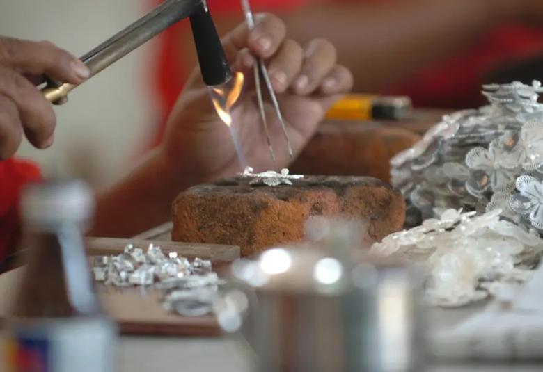 Silver craft of Kotagede, Yogyakarta by Kemenparekraf.