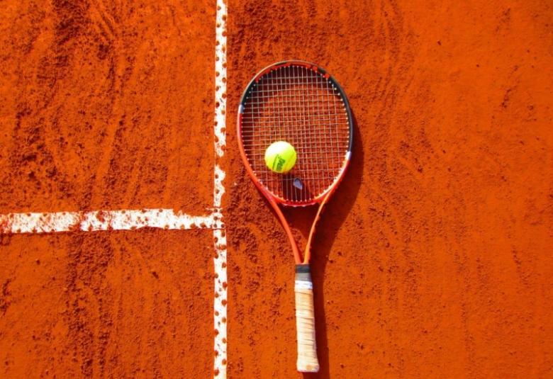 Best Hotels in Surabaya for Tennis Enthusiasts