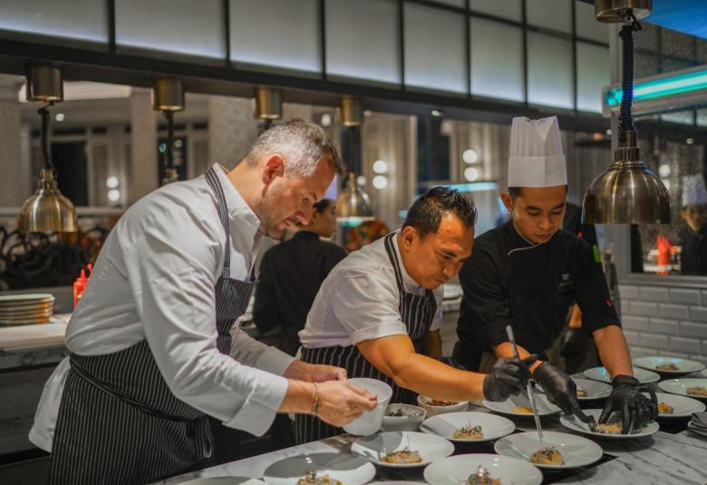 Michelin-Star Chef Highlights French Gastronomy at JW Marriott Surabaya