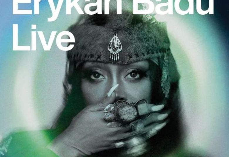 Erykah_Badu_Live_at_Potato_Head